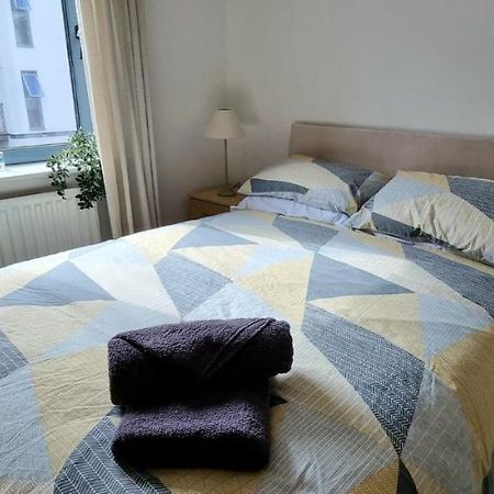 360 Serviced Accommodations - Colchester Marine Quay - 1 Double Bedroom Apartment Extérieur photo