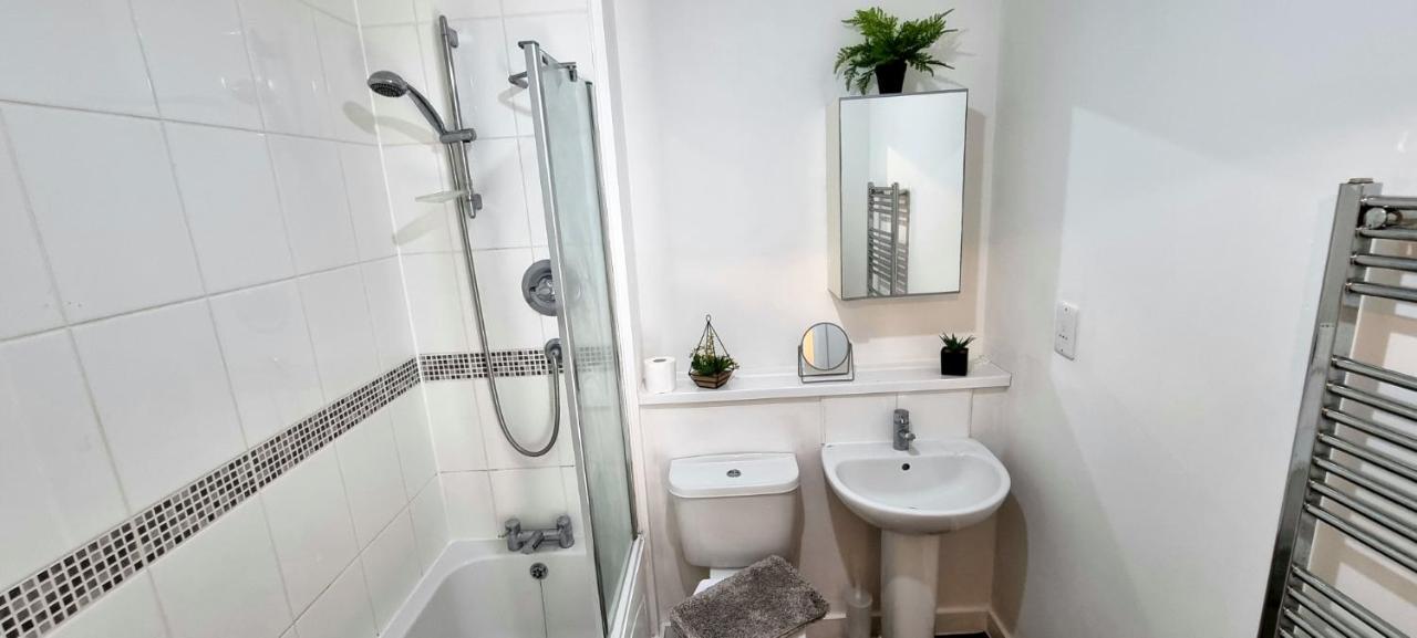 360 Serviced Accommodations - Colchester Marine Quay - 1 Double Bedroom Apartment Extérieur photo