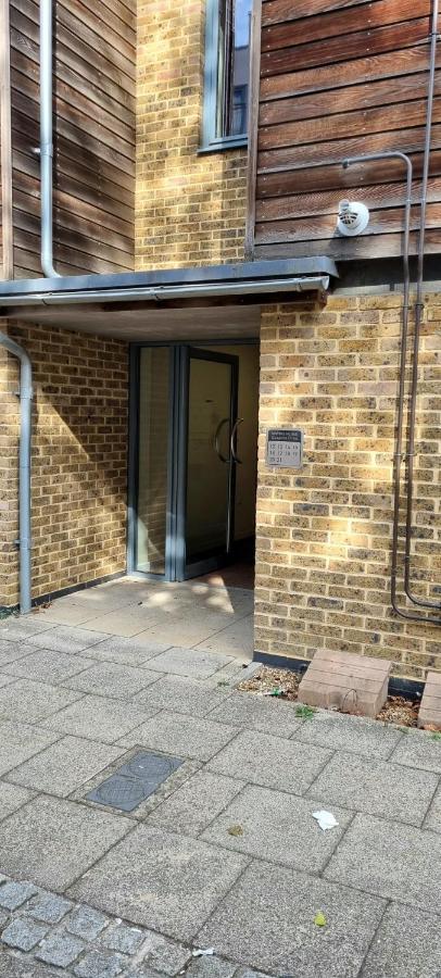 360 Serviced Accommodations - Colchester Marine Quay - 1 Double Bedroom Apartment Extérieur photo