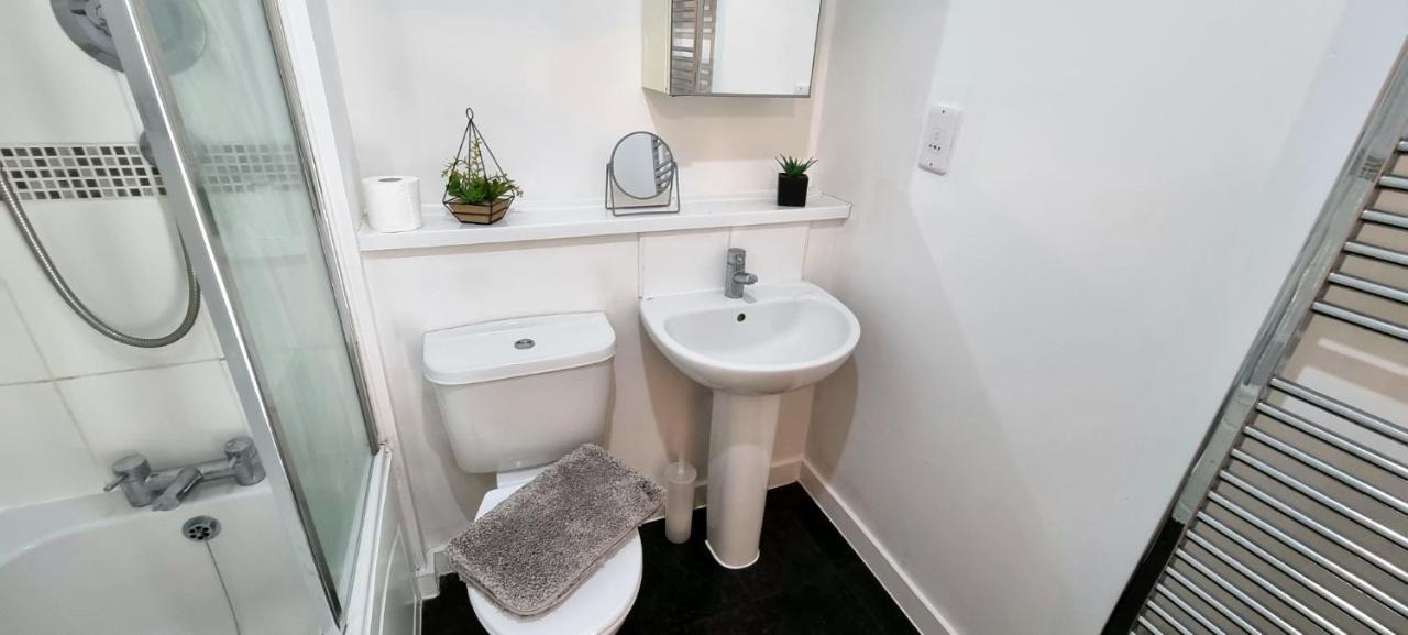 360 Serviced Accommodations - Colchester Marine Quay - 1 Double Bedroom Apartment Extérieur photo
