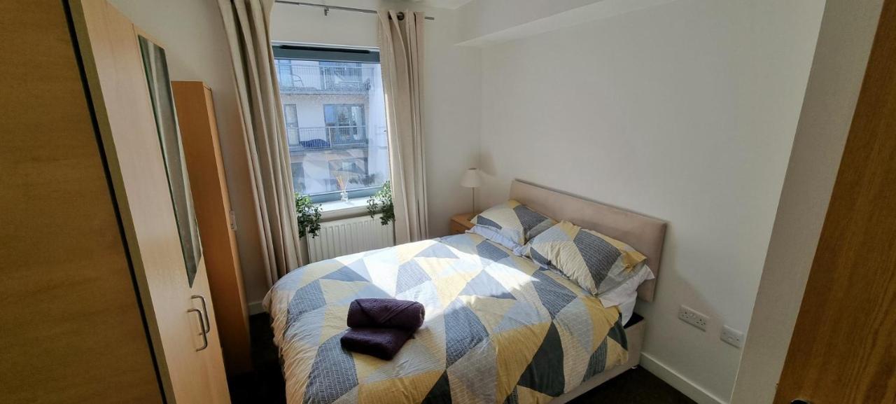 360 Serviced Accommodations - Colchester Marine Quay - 1 Double Bedroom Apartment Extérieur photo